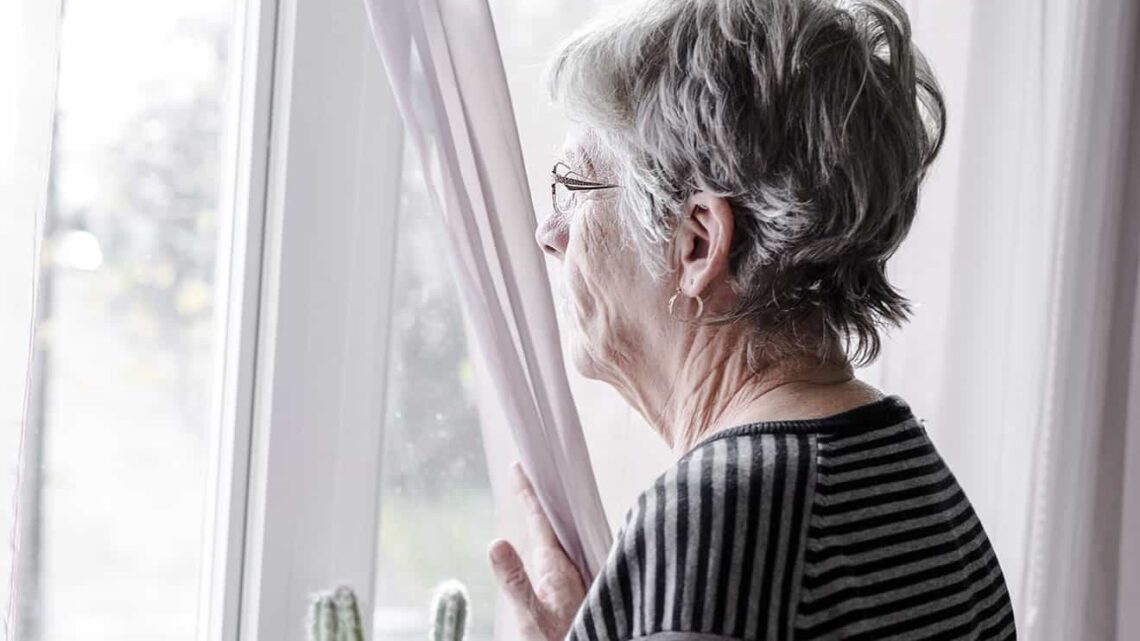 Anziane/i sole/i a Collepasso: interrogativi e appello di un figlio lontano per la madre rimasta sola Anziane/i sole/i a Collepasso: interrogativi e appello di un figlio lontano per la madre rimasta sola