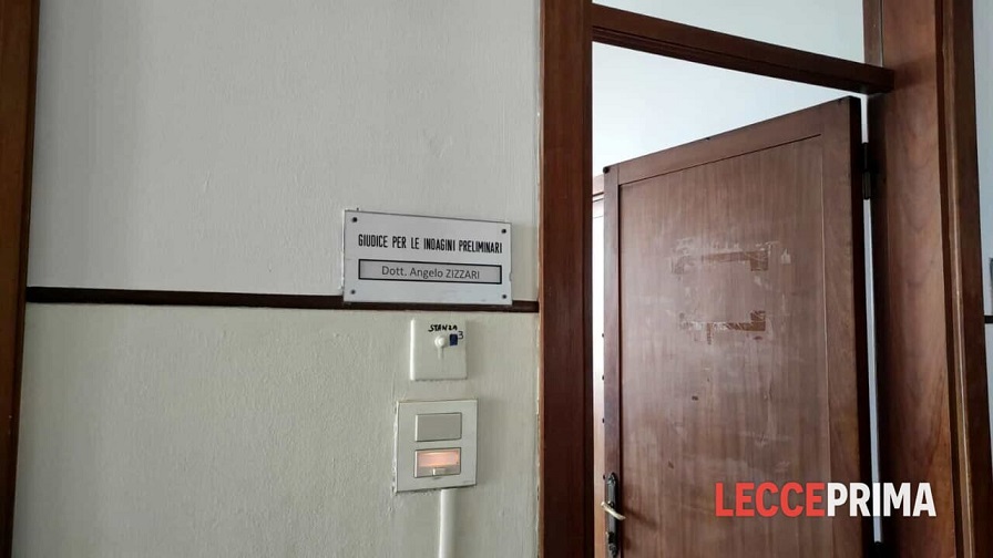 Pluripregiudicato napoletano residente a Collepasso arrestato per furto a Napoli Pluripregiudicato napoletano residente a Collepasso arrestato per furto a Napoli