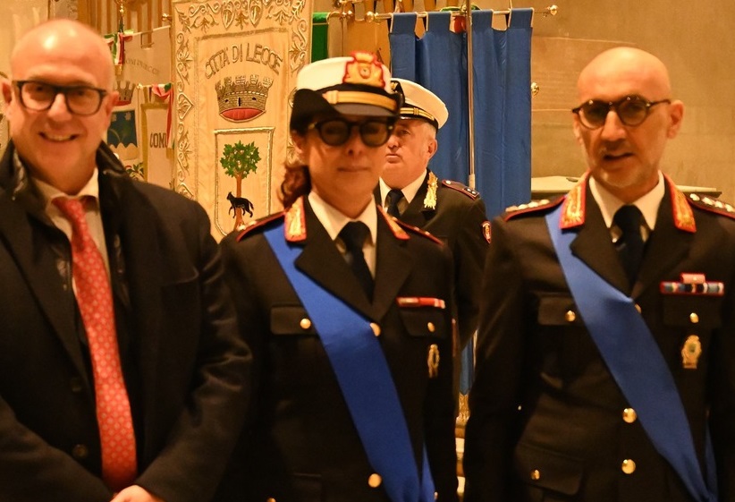 Il Prefetto conferisce l’encomio alla Comandante Esposito nella ricorrenza di San Sebastiano, protettore dei Vigili Il Prefetto conferisce l’encomio alla Comandante Esposito nella ricorrenza di San Sebastiano, protettore dei Vigili