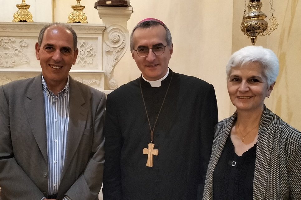 “Giornata di digiuno e settimana di preghiera per la pace in Israele e nel mondo” indetta da don Giuseppe nella sua diocesi “Giornata di digiuno e settimana di preghiera per la pace in Israele e nel mondo” indetta da don Giuseppe nella sua diocesi