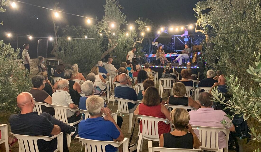 “La Forza delle Donne” chiude a Tuglie la 3^ edizione di “73058-Codice di avviamento culturale” (29 agosto, ore 21.30) “La Forza delle Donne” chiude a Tuglie la 3^ edizione di “73058-Codice di avviamento culturale” (29 agosto, ore 21.30)