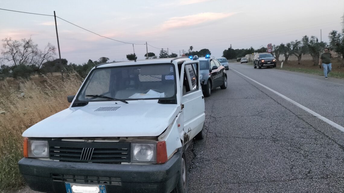 Incidente sulla S.S. Maglie-Collepasso: Suv sorpassa e investe Panda, donna e figlio in ospedale Incidente sulla S.S. Maglie-Collepasso: Suv sorpassa e investe Panda, donna e figlio in ospedale