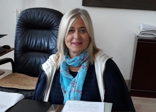 Tre donne (tra cui la collepassese Lucia Alemanni) ai vertici della Direzione amministrativa dei Presidi ospedalieri Tre donne (tra cui la collepassese Lucia Alemanni) ai vertici della Direzione amministrativa dei Presidi ospedalieri