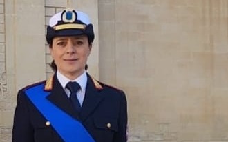 Sul “Quotidiano” il racconto della Comandante Esposito sulla sventata rapina in un negozio di piazza Malta Sul “Quotidiano” il racconto della Comandante Esposito sulla sventata rapina in un negozio di piazza Malta