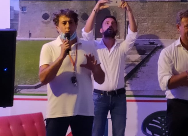 Insulti e minacce di un “mastro” dopo la pubblicazione dell’articolo sulle “storie pagliare” Insulti e minacce di un “mastro” dopo la pubblicazione dell’articolo sulle “storie pagliare”
