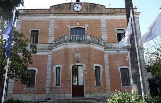 Sciolto il Consiglio comunale di Neviano per “condizionamenti della criminalità organizzata”