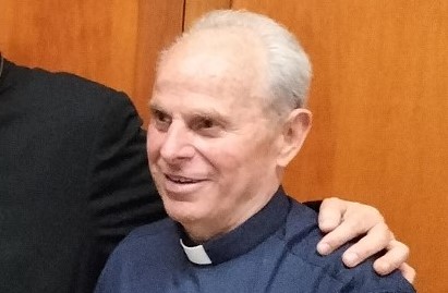 Gli 80 anni del parroco della Chiesa Matrice Don Antonio Russo Gli 80 anni del parroco della Chiesa Matrice Don Antonio Russo