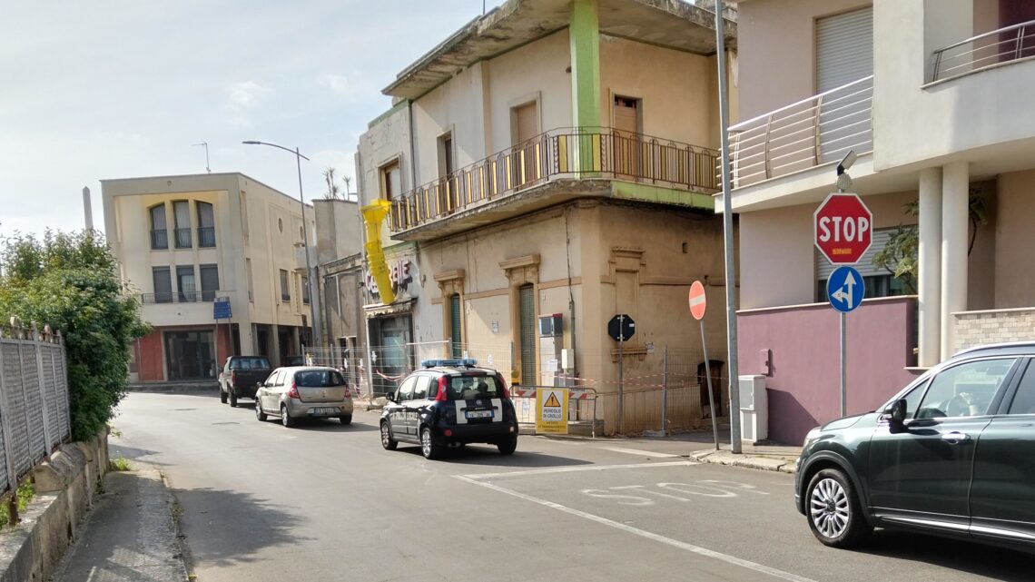 Immobile ex “Cose Belle”: superate le “condizioni di criticità” e riaperta al traffico l’area stradale antistante di via Principe di Piemonte Immobile ex “Cose Belle”: superate le “condizioni di criticità” e riaperta al traffico l’area stradale antistante di via Principe di Piemonte