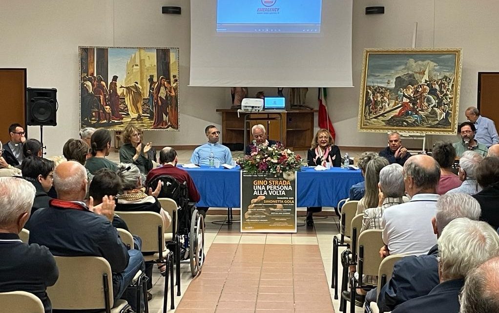 “… semplicemente contro la guerra”: l’attualità del messaggio di Gino Strada per l’abolizione della guerra “… semplicemente contro la guerra”: l’attualità del messaggio di Gino Strada per l’abolizione della guerra
