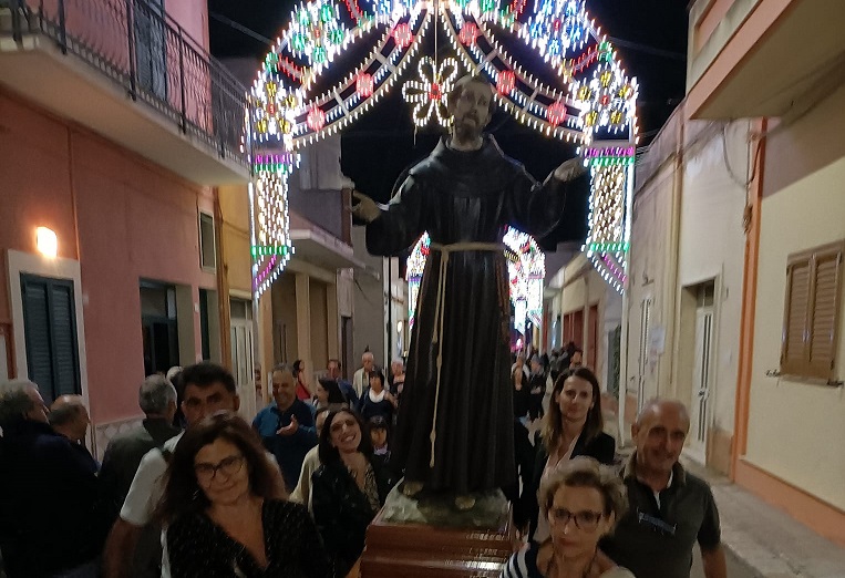 Festa di San Francesco d’Assisi: itinerario della processione (martedì 4 ottobre, ore 18) Festa di San Francesco d’Assisi: itinerario della processione (martedì 4 ottobre, ore 18)